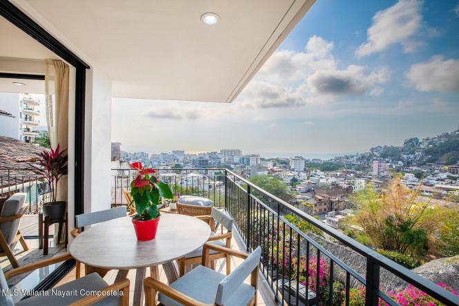 Condos in 610 Basilio Badillo  