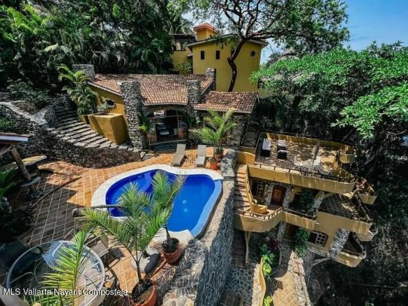 Houses for sale in Guayabitos