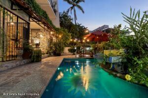 Condos in 117 Paseo de las Almejas  