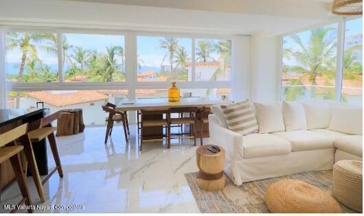 Condos in 101 Paseo de los Cocoteros 1-301 