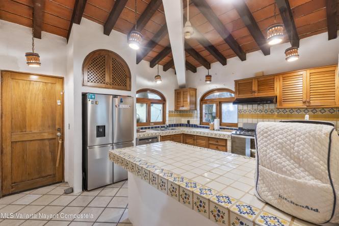 Condos in 567 Calle Lazaro Cardenas  