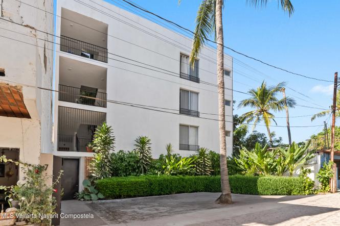 Condos in 7 Batallon de San Blas  