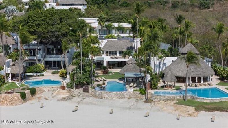 Houses in 1 Pelicanos  