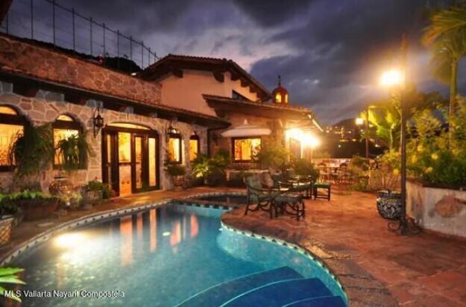 Condos for sale in South Shore