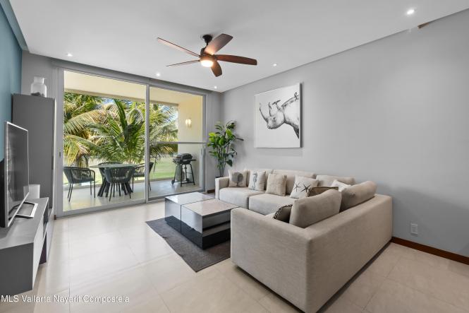 Condos in 154 A Paseo de las Mariposas  