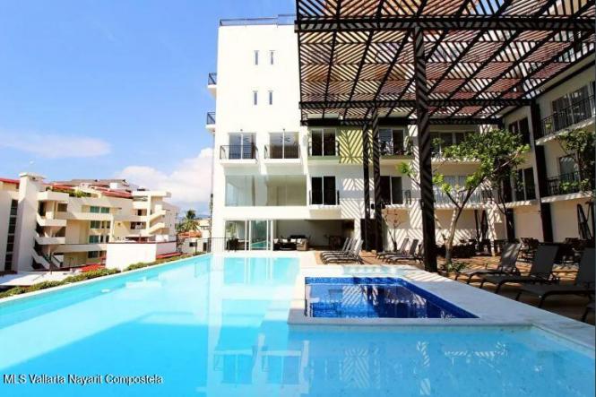 Condos in 84 Lazaro Cardenas  