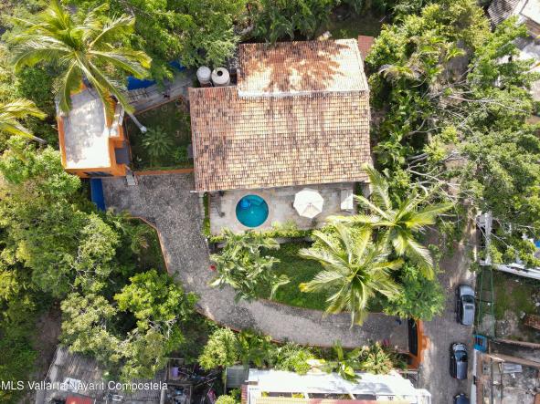 Houses in 103 Privada Parota  