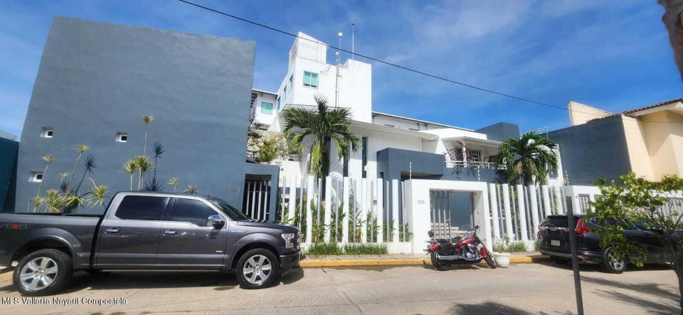 Houses in 109 Privada Melchor Ocampo  