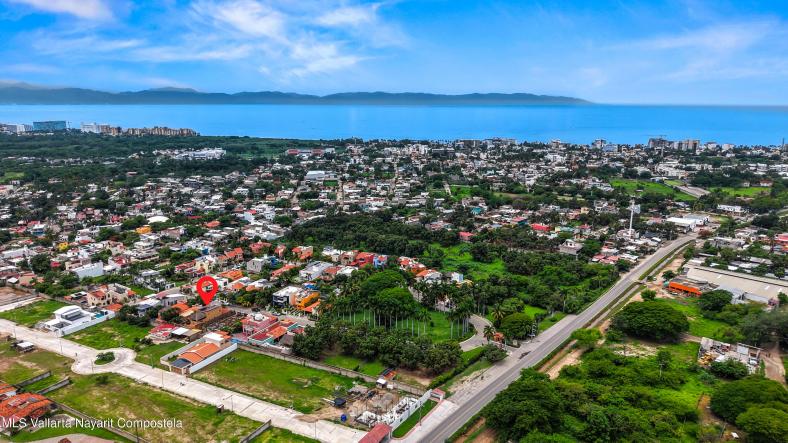 Houses in 10C Mangos  