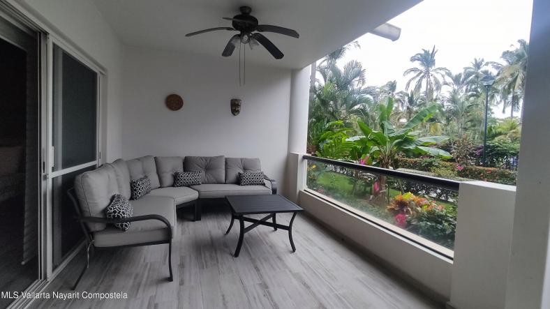 Condos in 67 Paseo de los Cocoteros  