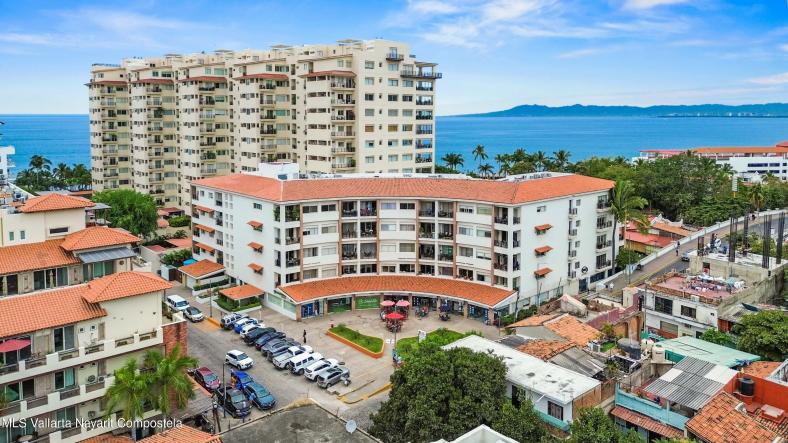 Condos in 130 Ignacio L. Vallarta  