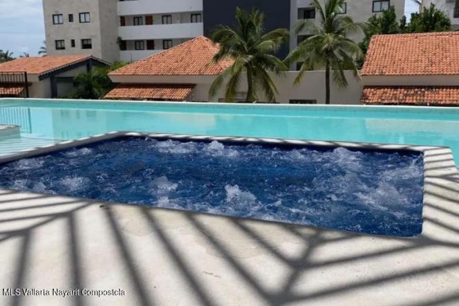 Condos in 84 Lazaro Cardenas  