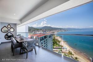 Condos in 171 Febronio Uribe  