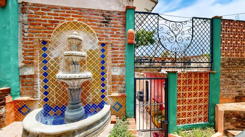 Houses in 14 B 20 de NOV Bucerias  