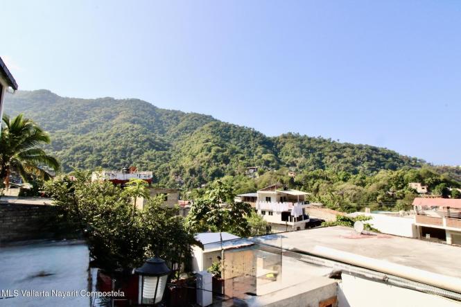 Houses in 143 Camichin  