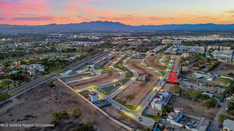 Land in 145 Blvrd de Nayarit 88 