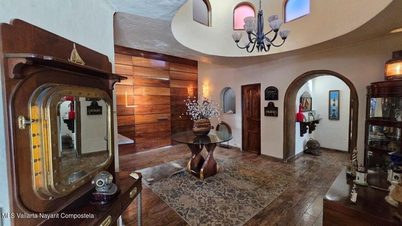 Condos in 245 Av Paseo de la marina  