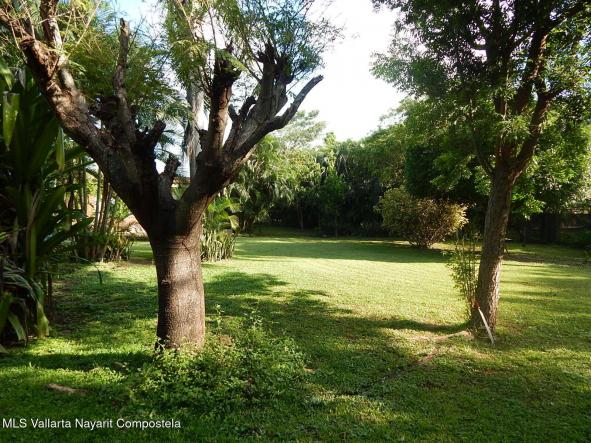 Houses in 150B Colibri  