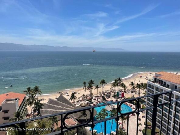 Condos in 2467 Francisco Medina Ascencio  