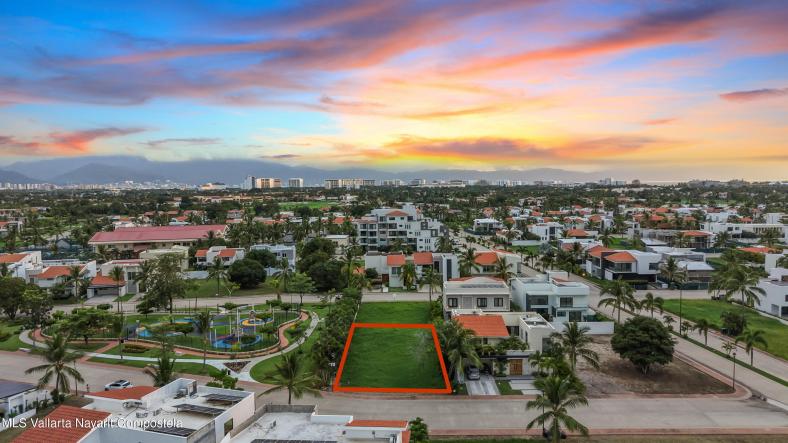 Land in 153 Ave Mexico  