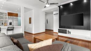 Condos in 605 Calle Allende  