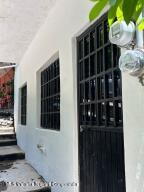 Houses in 166 RIO SANTIAGO  