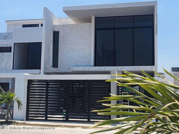 Houses in 169 Lago Michigan  