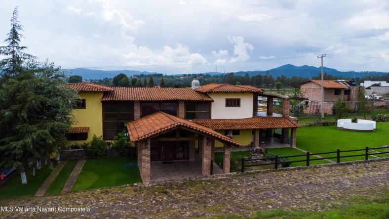 Houses in 17 Predio Rustico la Mora  