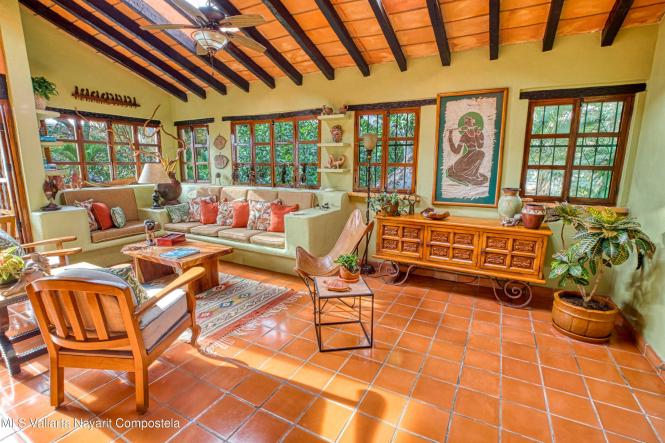 Multi-Family in 171 HORTENSIAS  