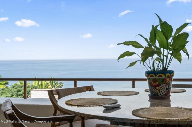 Condos in 103 Cerrada De Los Pinos  