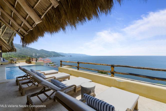 Houses in 1805 Carr. a Mismaloya. Fracc.  