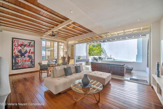 Condos in 605 Calle Allende  