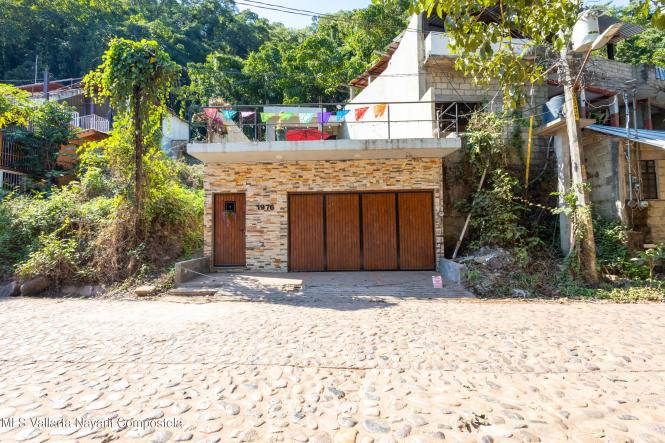 Houses in 1976 Felipe Angeles  