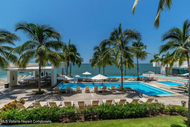 Condos in 171 Febronio Uribe  