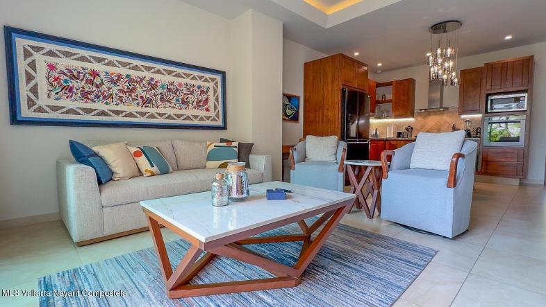 Condos in 177 Pilitas  