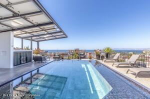 Condos in 1275 costa rica  