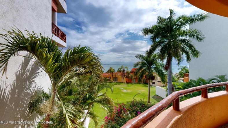 Condos in 138 Carr. Tepic- Puerto Vallarta  