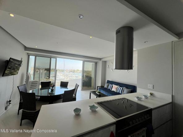 Condos in 702 p de la marina  