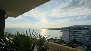 Condos in 289 Avenida de los picos  