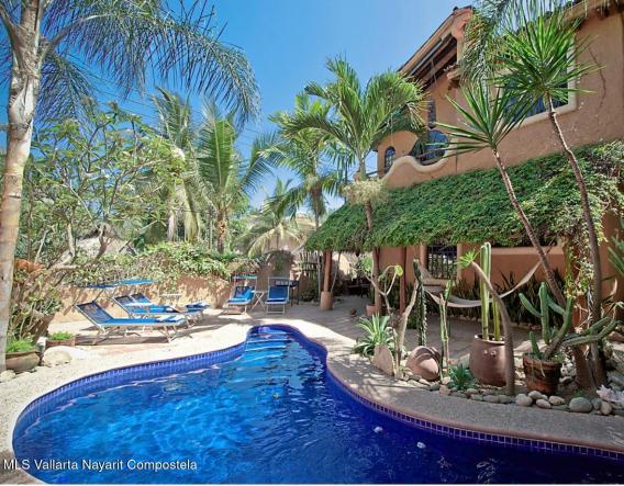 Houses in 22 Av. del Palmar  