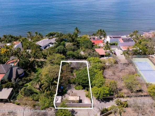 Houses in 27 Albatros  