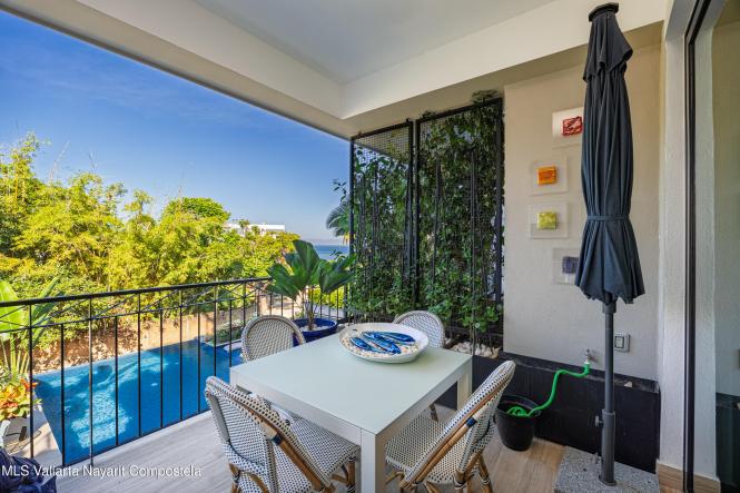 Condos in 127 Paseo de Los Delfines  