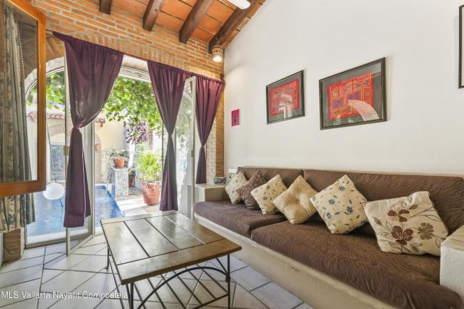 Condos in 567 Calle Lazaro Cardenas  