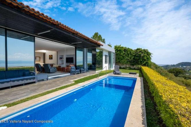 Houses in 3 Pradera Sur  