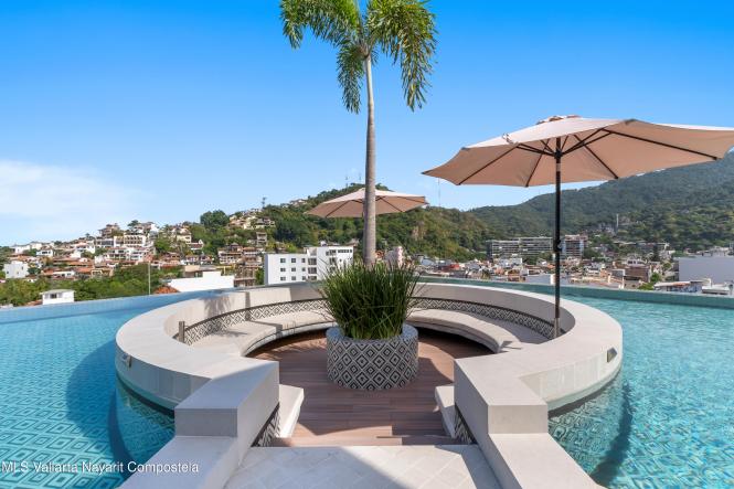 Condos in 388 Lazaro Cardenas  