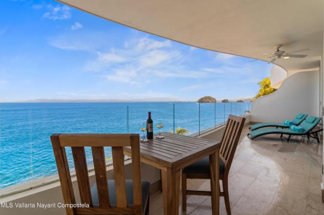 Condos in 4944 Callejon Lomas Del Pacifico  