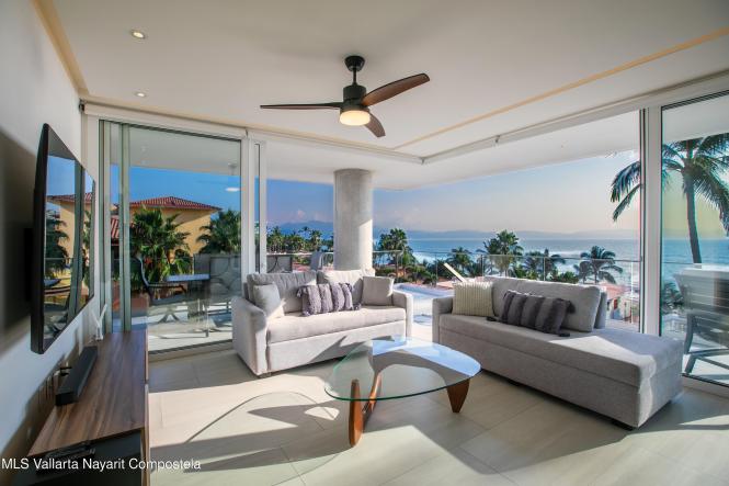 Condos in 20 Lazaro Cardenas y Javier Mina  