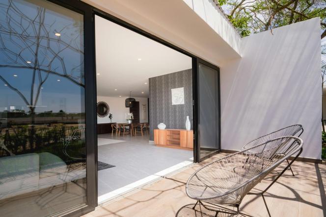 Condos in 5 M-RC5 BLVD. CIRCUITO COSTERO  