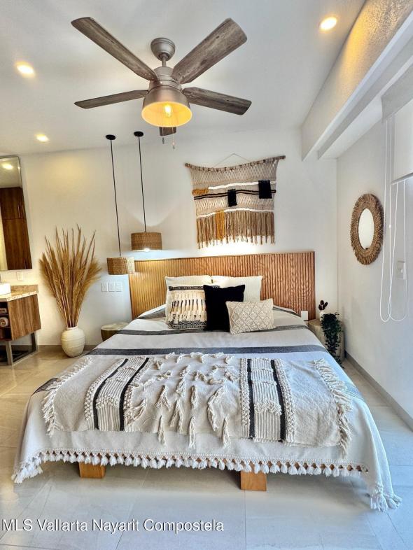 Condos in 84 Lazaro Cardenas  