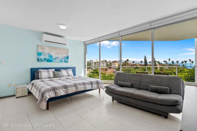 Condos in 160 Paseo de los Cocoteros  